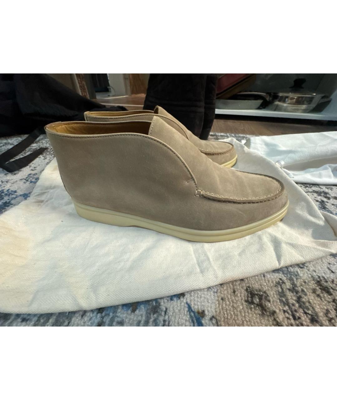 LORO PIANA Бежевые замшевые мокасины, фото 5