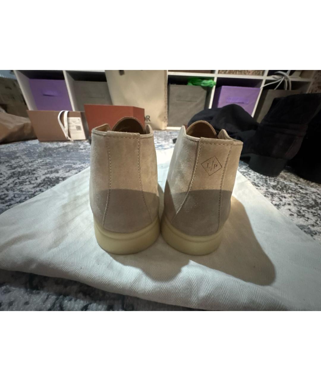 LORO PIANA Бежевые замшевые мокасины, фото 4