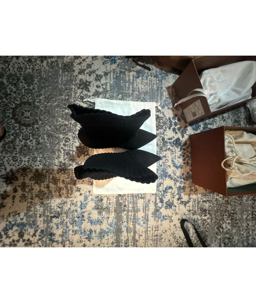 GIANVITO ROSSI Черные замшевые ботильоны, фото 3