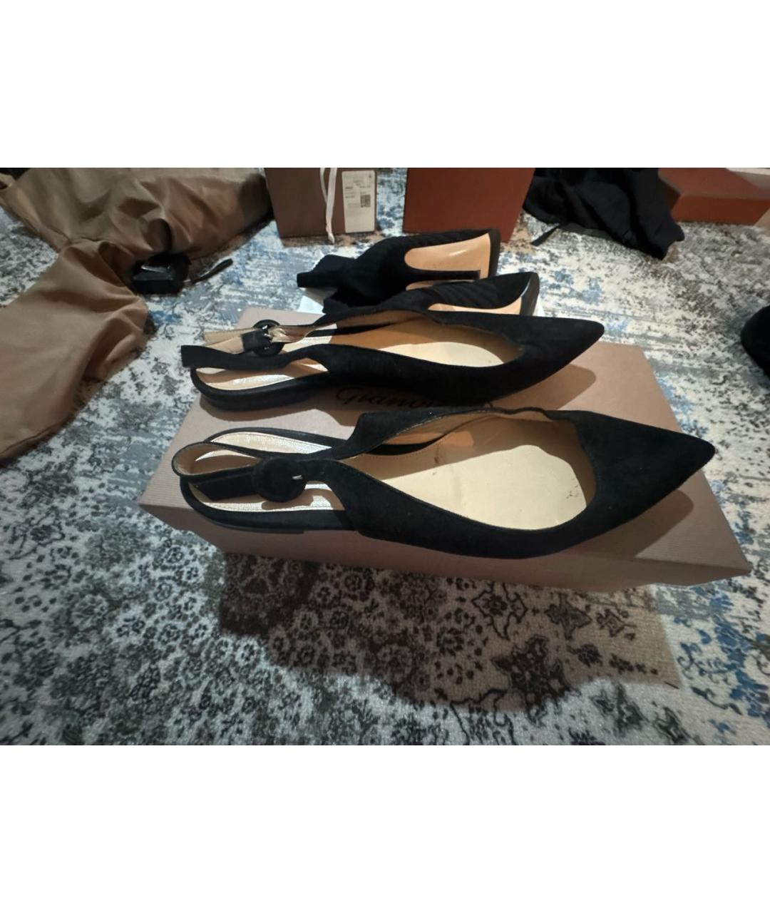 GIANVITO ROSSI Черные замшевые босоножки, фото 5