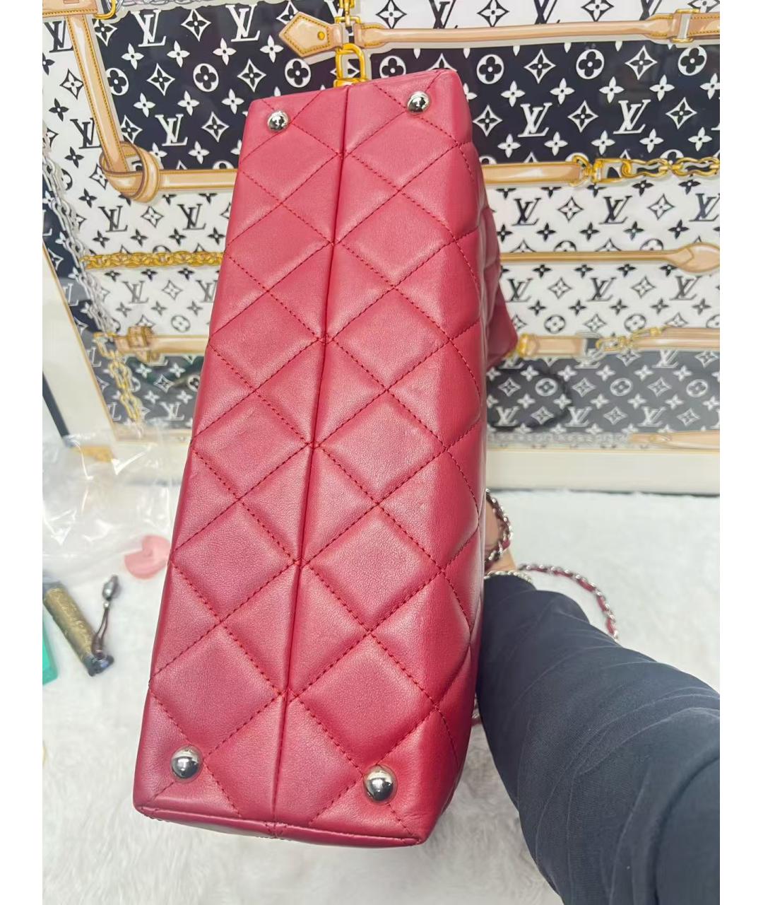 CHANEL Красная кожаная сумка тоут, фото 4