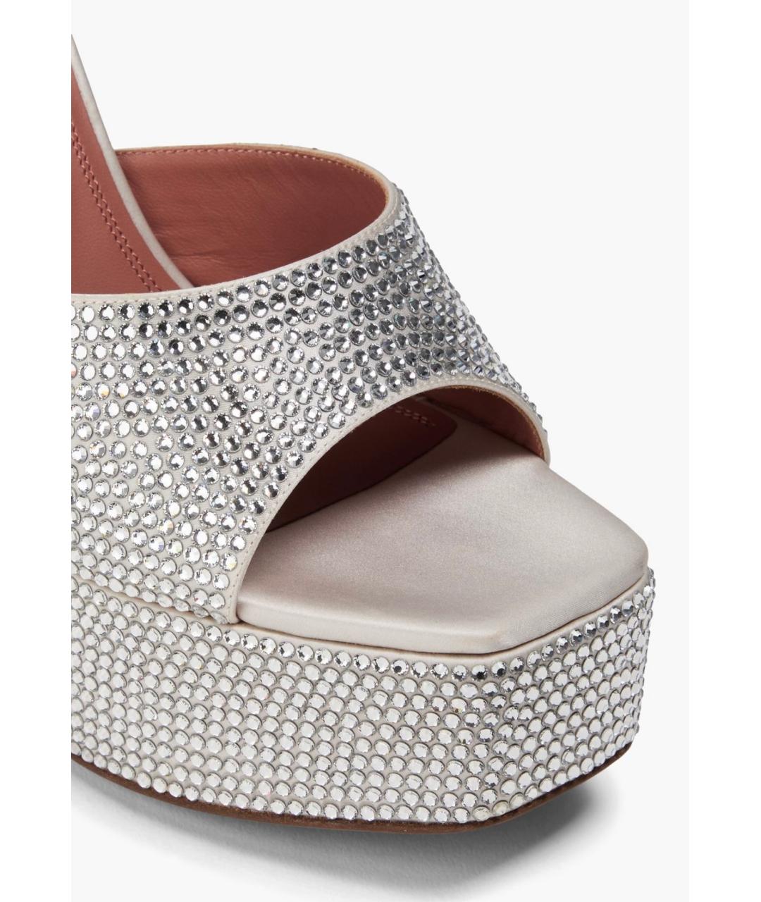 Amina Muaddi Серые текстильные мюли, фото 4