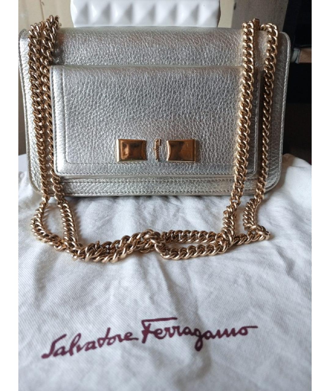 FERRAGAMO Серебряная кожаная сумка через плечо, фото 10
