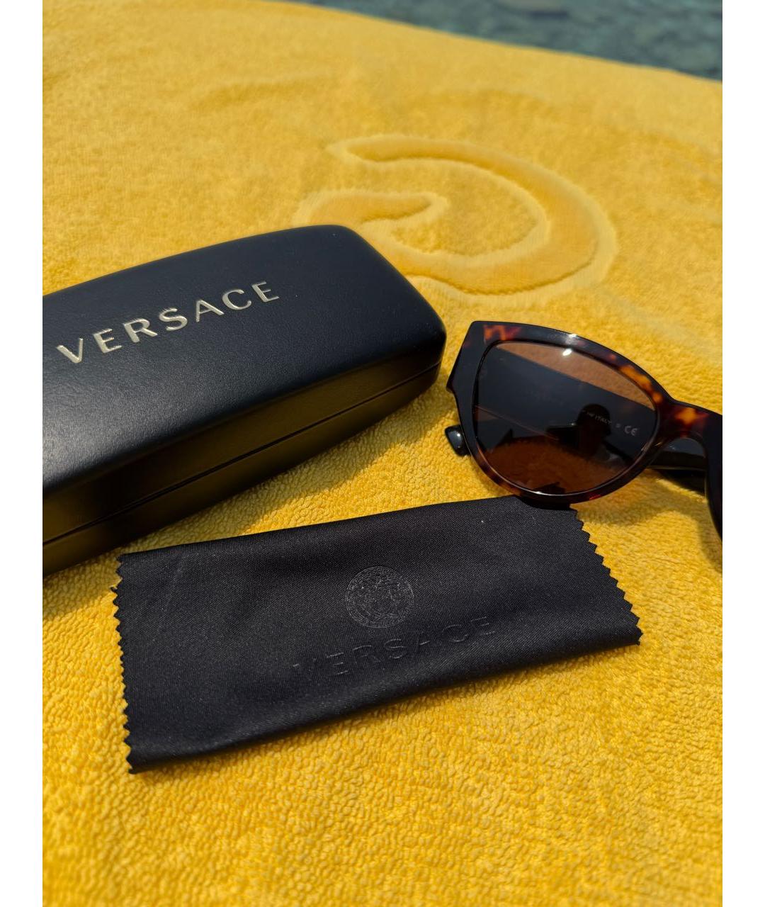 VERSACE Коричневые пластиковые солнцезащитные очки, фото 3