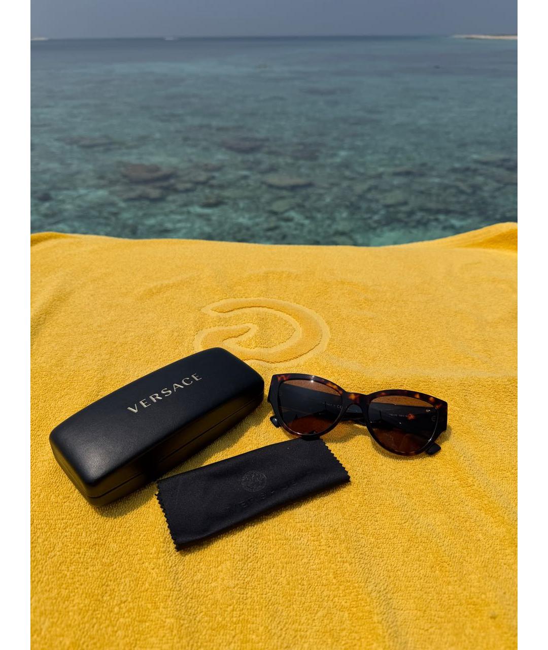 VERSACE Коричневые пластиковые солнцезащитные очки, фото 2