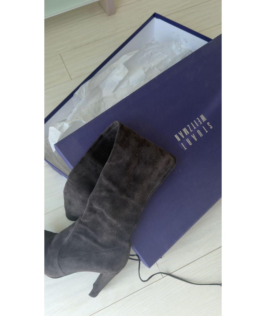 STUART WEITZMAN Антрацитовые замшевые ботфорты, фото 8