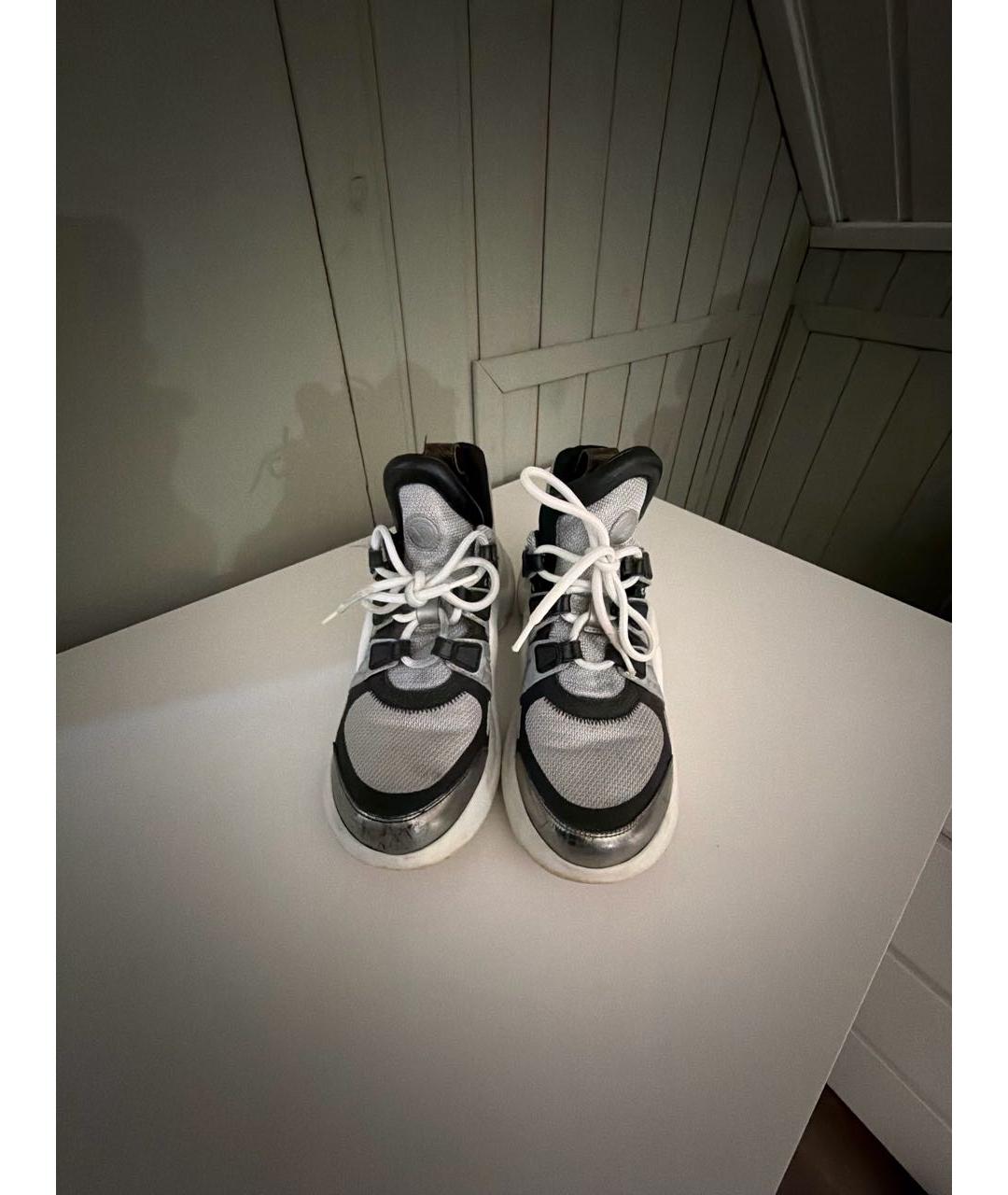 LOUIS VUITTON Серые кроссовки, фото 2