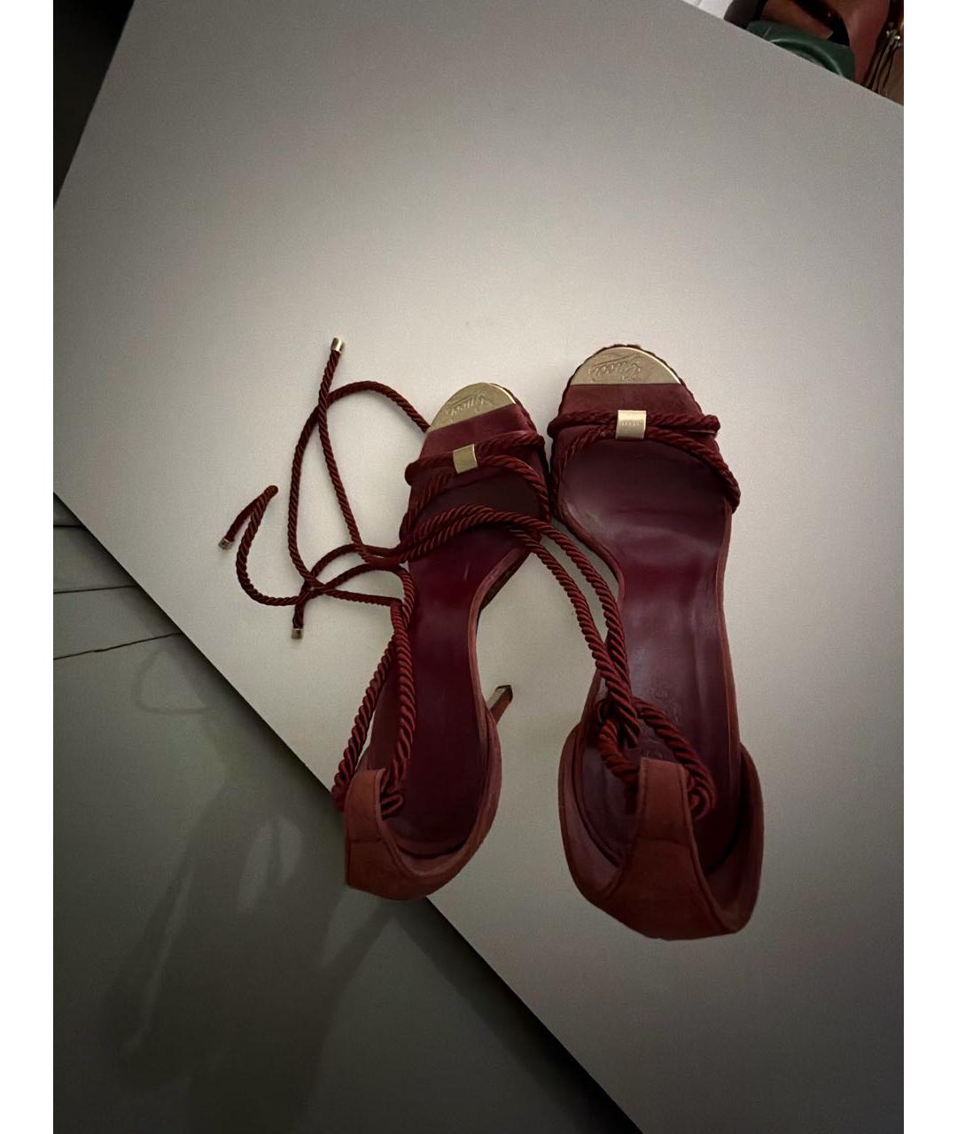 GUCCI Бордовые замшевые босоножки, фото 3