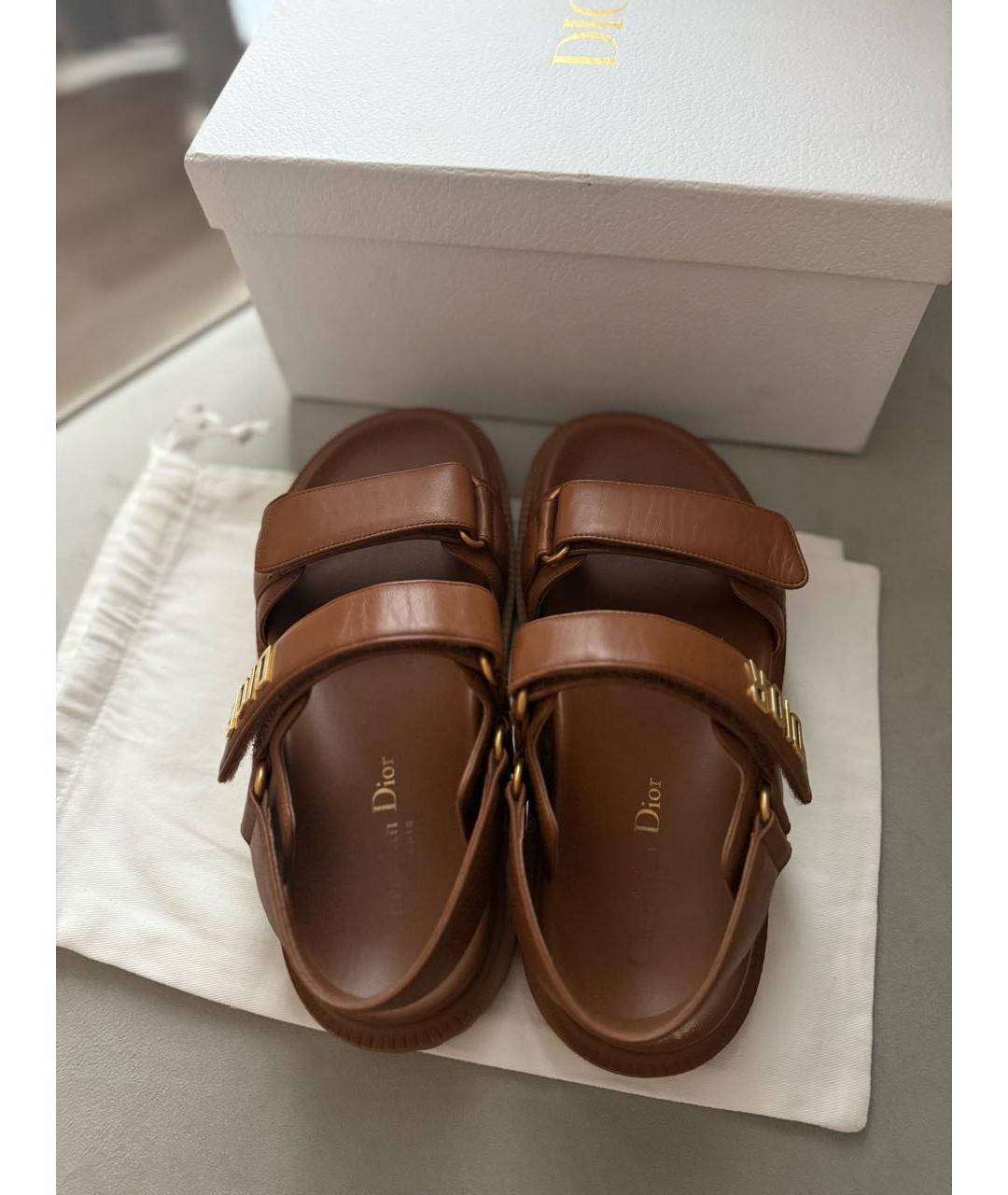 CHRISTIAN DIOR Коричневые кожаные сандалии, фото 3