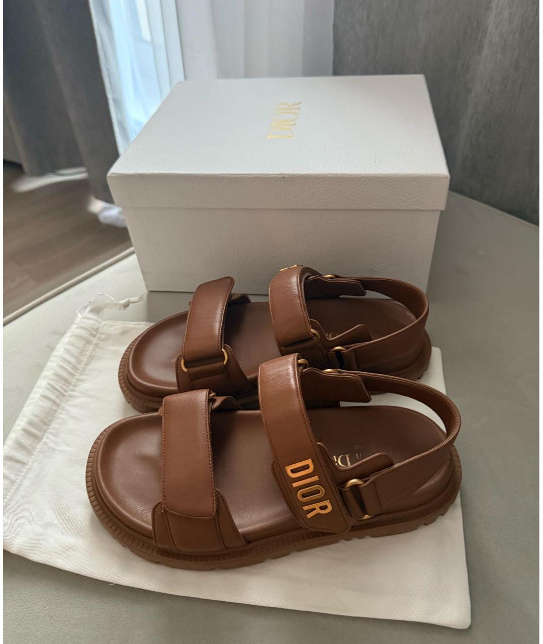 CHRISTIAN DIOR Коричневые кожаные сандалии, фото 7