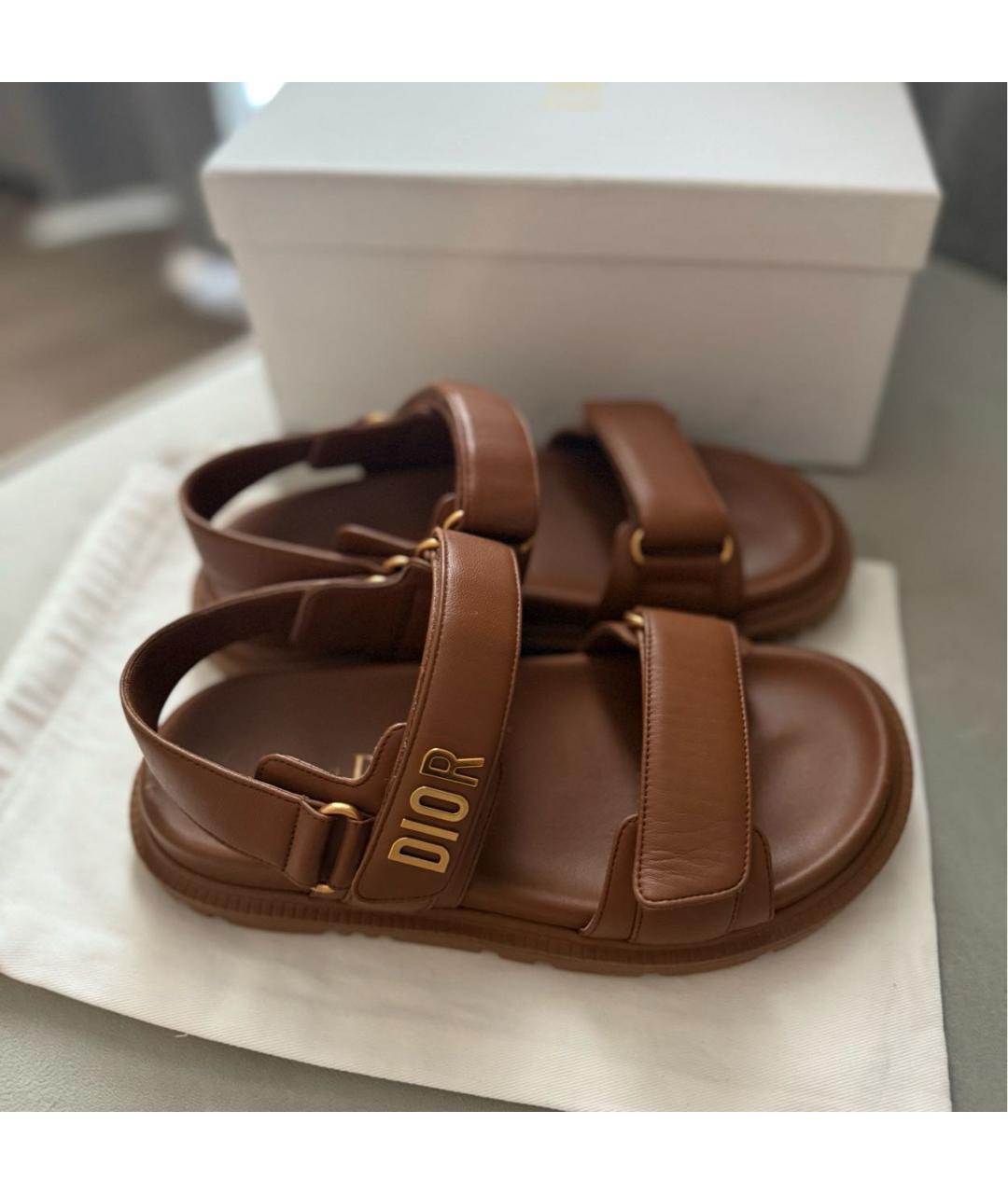 CHRISTIAN DIOR Коричневые кожаные сандалии, фото 8