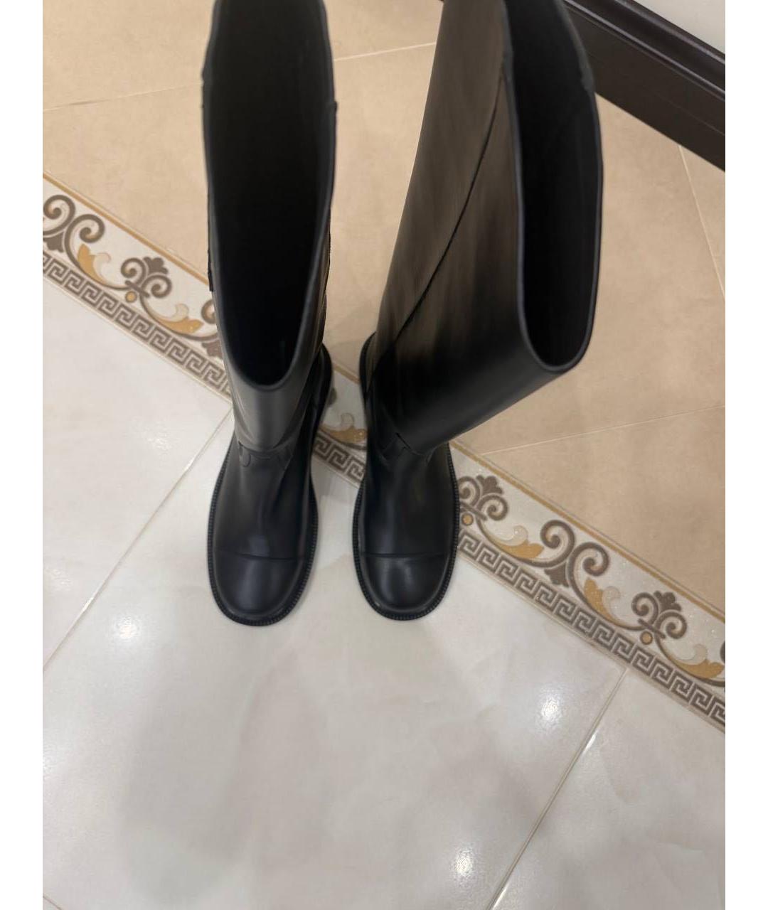 CHANEL Черные кожаные сапоги, фото 3