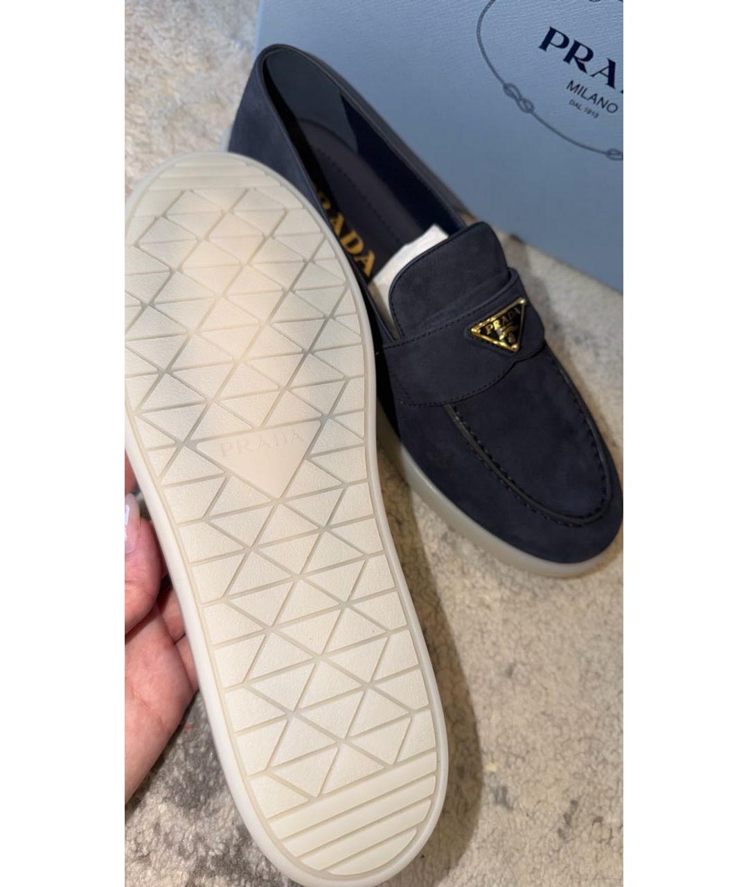 PRADA Темно-синие замшевые лоферы, фото 3