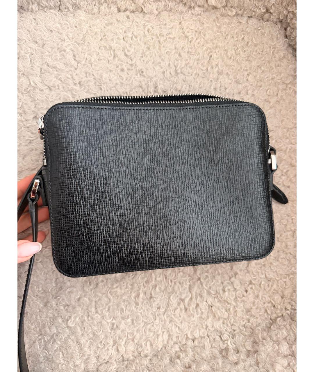 FERRAGAMO Черная кожаная сумка на плечо, фото 3