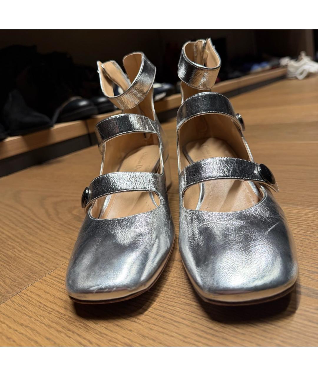 CHRISTIAN DIOR Серебряные кожаные босоножки, фото 3