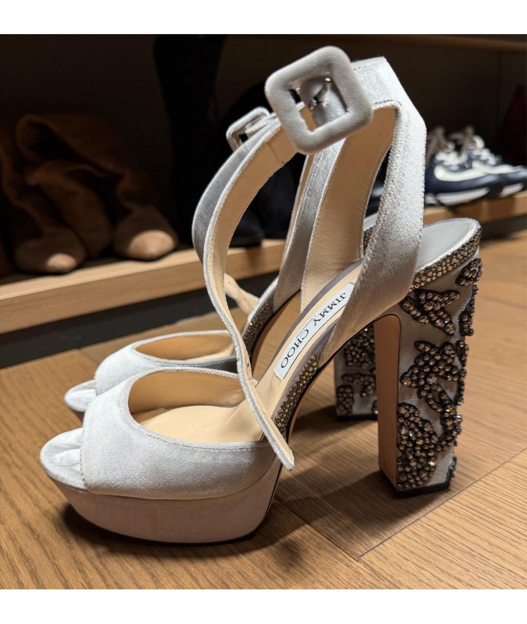JIMMY CHOO Серые бархатные босоножки, фото 2