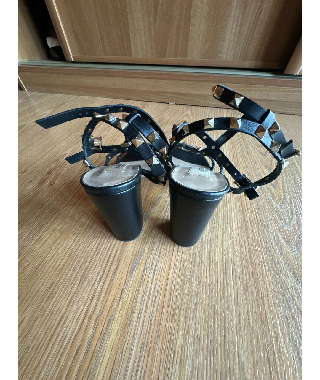 VALENTINO Черные кожаные босоножки, фото 3
