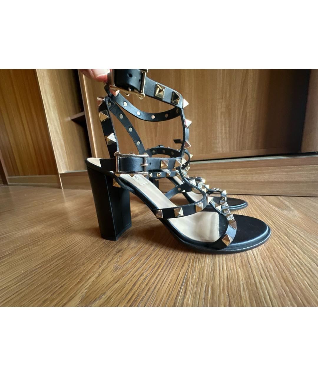 VALENTINO Черные кожаные босоножки, фото 6