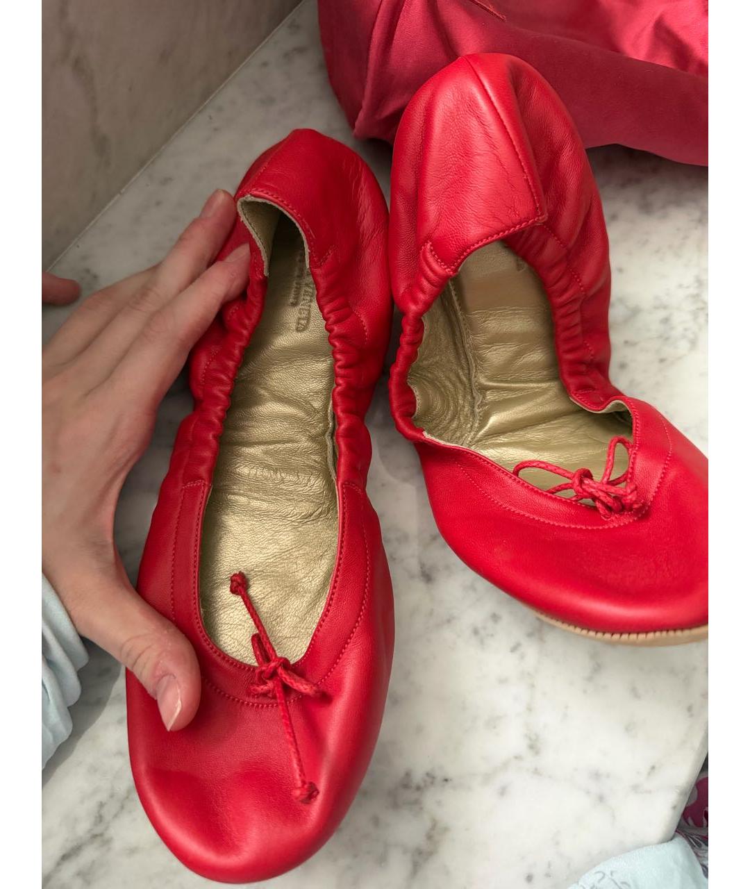 BOTTEGA VENETA Красные кожаные балетки, фото 2