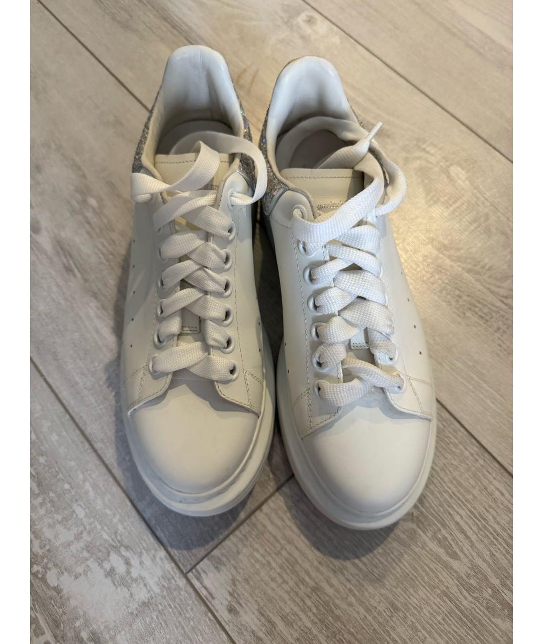 ALEXANDER MCQUEEN Белые кожаные кеды, фото 3