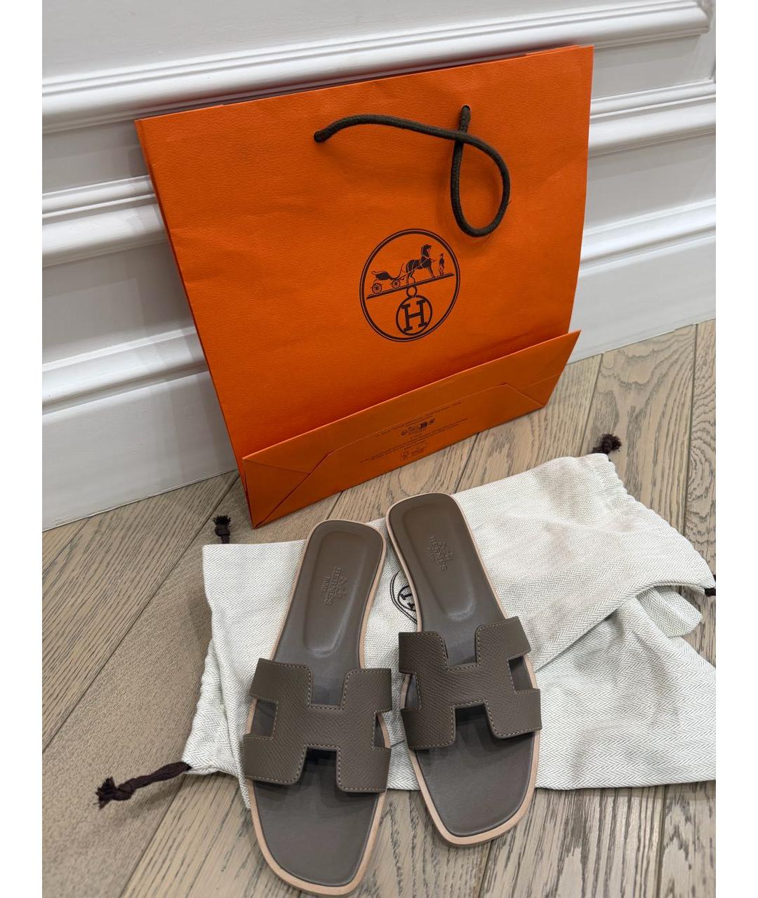 HERMES Серые кожаные шлепанцы, фото 2