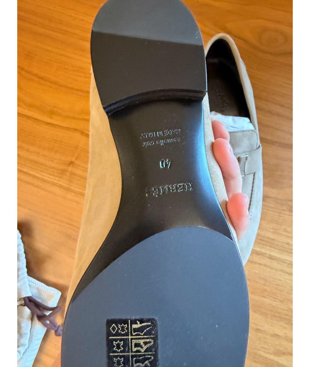 HERMES Бежевые замшевые лоферы, фото 5