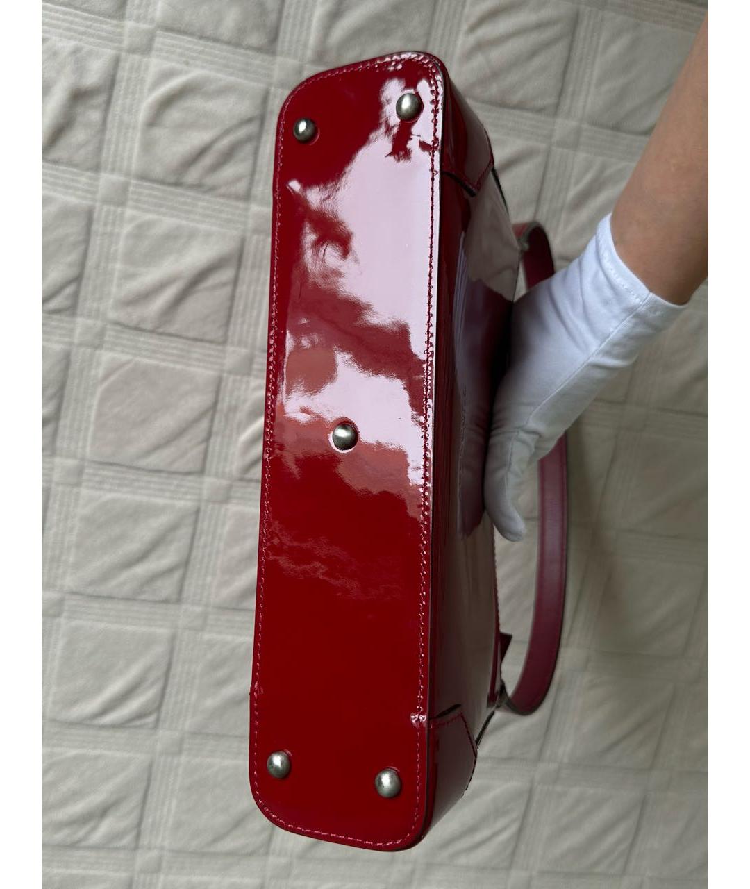 BURBERRY Красная сумка через плечо из лакированной кожи, фото 8