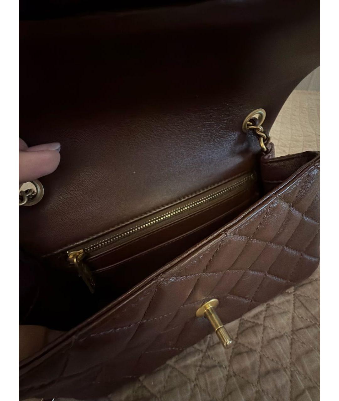 CHANEL Коричневая кожаная сумка через плечо, фото 4