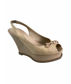 FENDI Босоножки