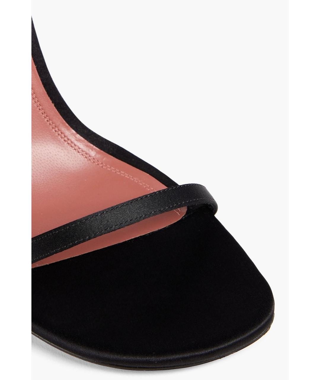 Amina Muaddi Черные текстильные босоножки, фото 4