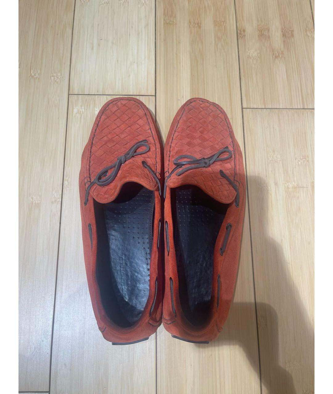 BOTTEGA VENETA Красные замшевые мокасины, фото 3
