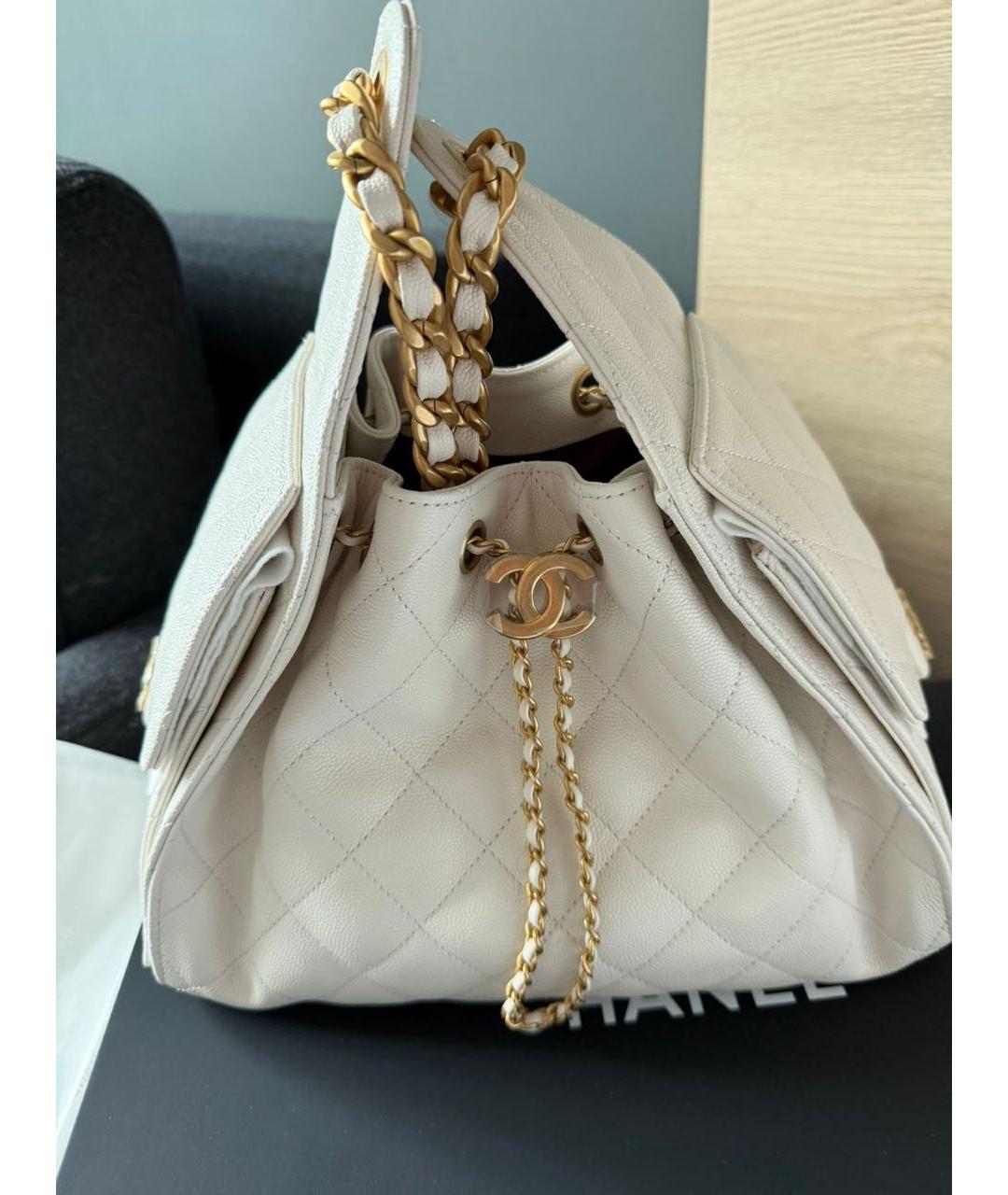 CHANEL Белая кожаная сумка на плечо, фото 5