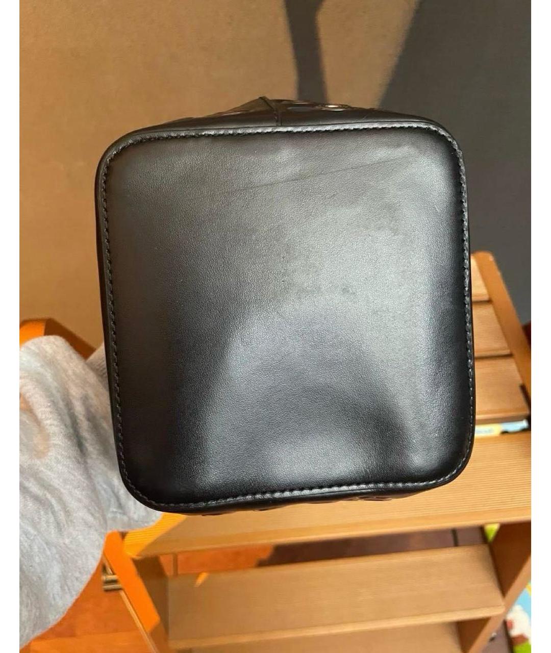 ALAIA Черная кожаная сумка тоут, фото 5