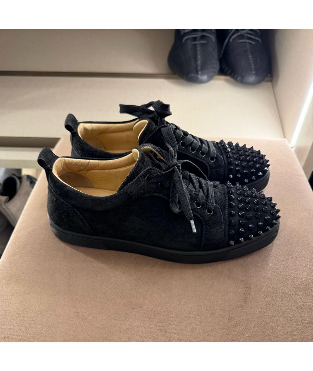 CHRISTIAN LOUBOUTIN Черные замшевые кеды, фото 5