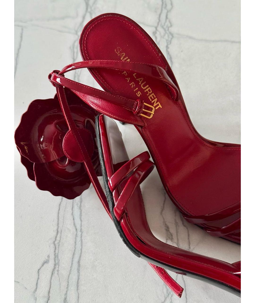 SAINT LAURENT Красные босоножки из лакированной кожи, фото 7