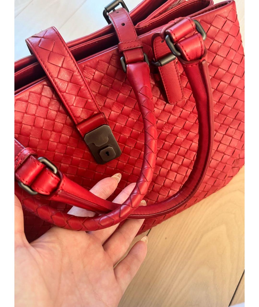 BOTTEGA VENETA Бордовая кожаная сумка тоут, фото 6