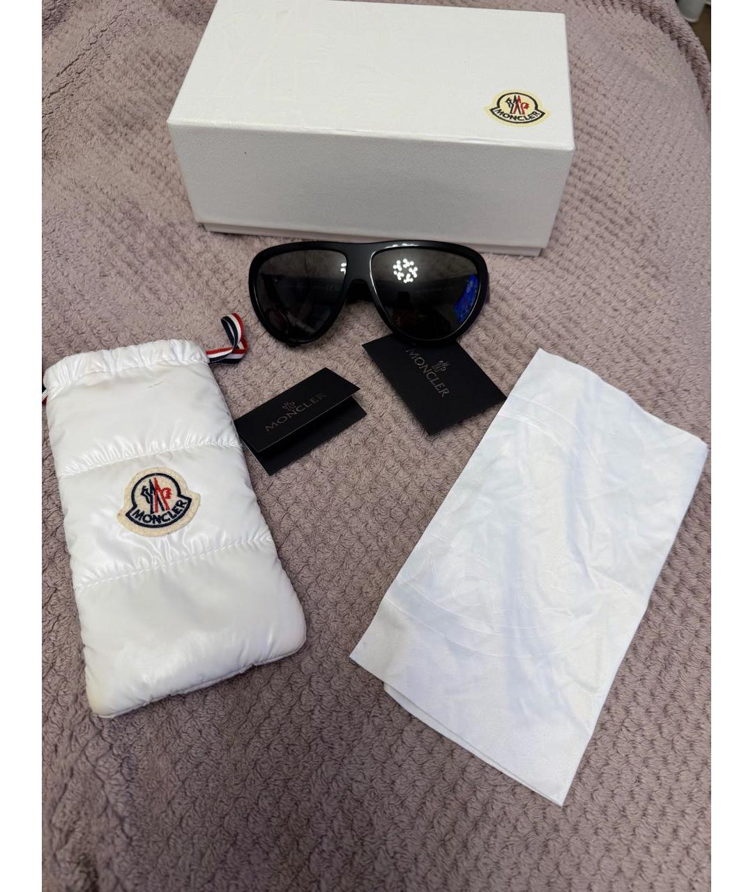 MONCLER Черные пластиковые солнцезащитные очки, фото 4