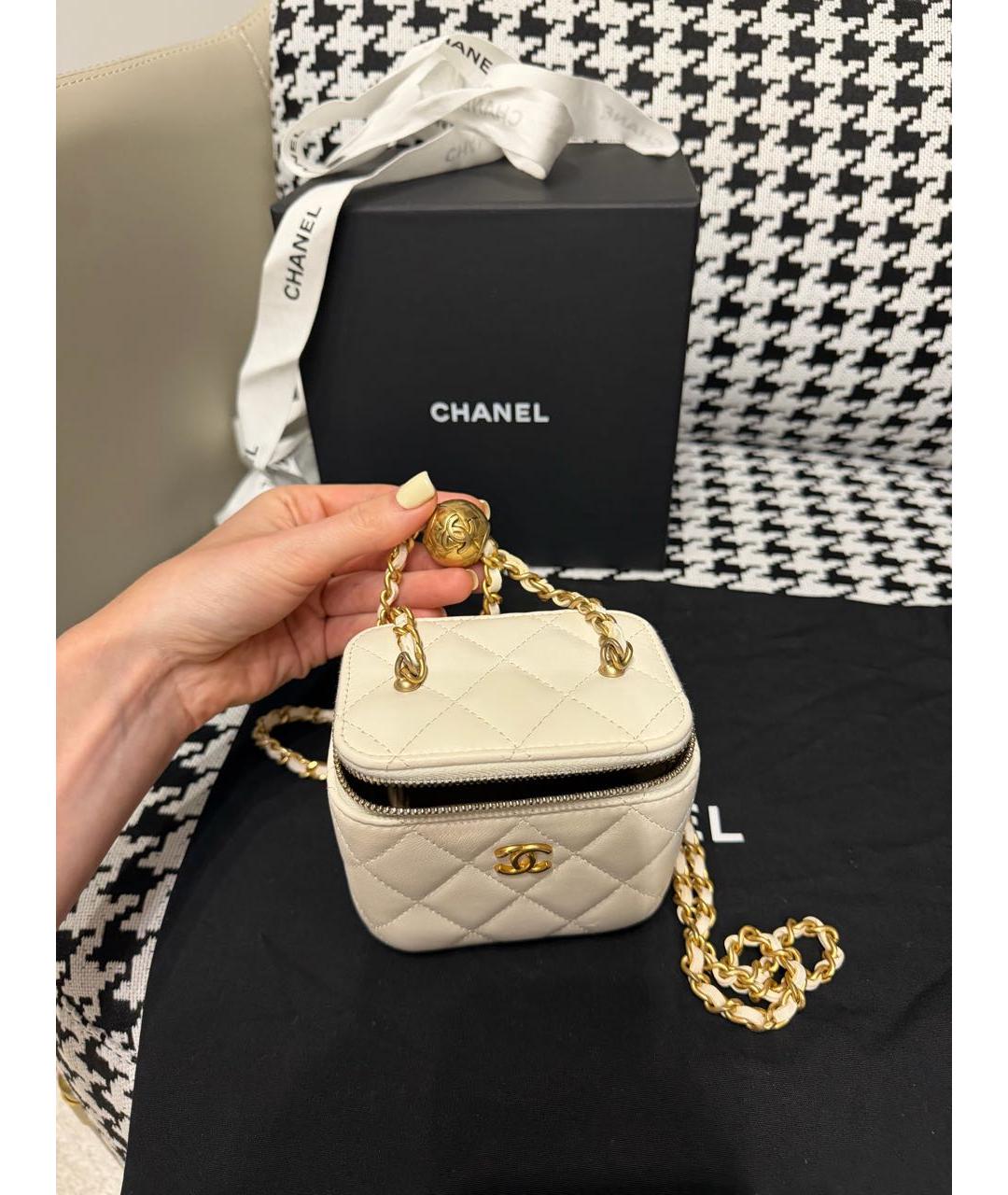 CHANEL Белая кожаная сумка через плечо, фото 7