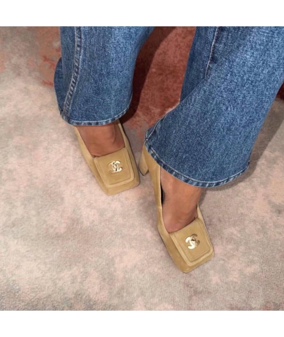 CHANEL Бежевые замшевые туфли, фото 2