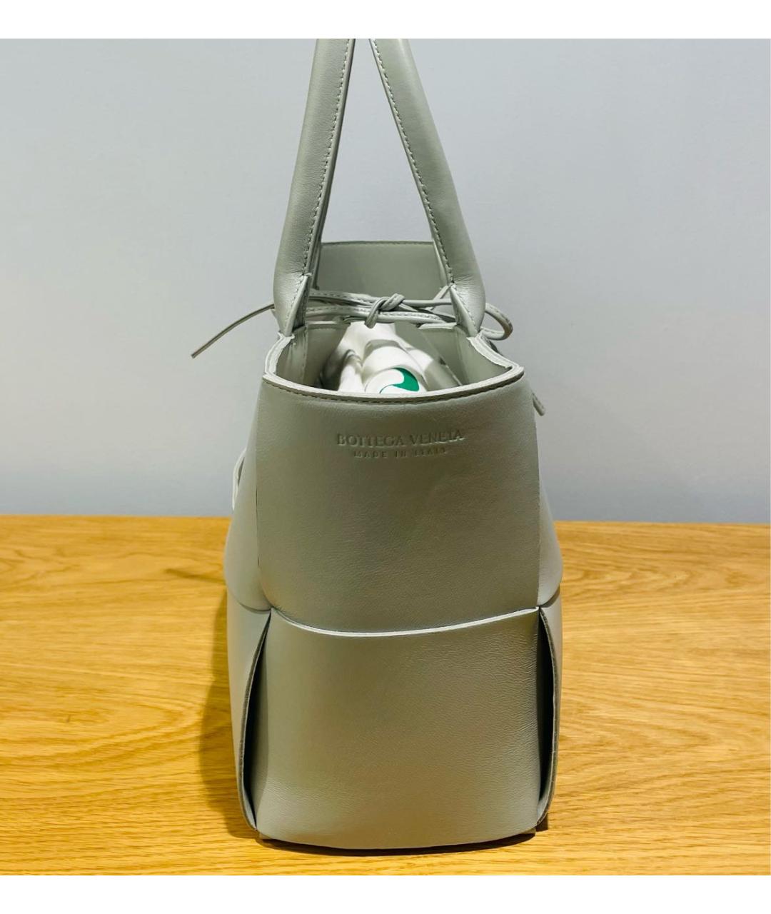 BOTTEGA VENETA Кожаная сумка с короткими ручками, фото 3