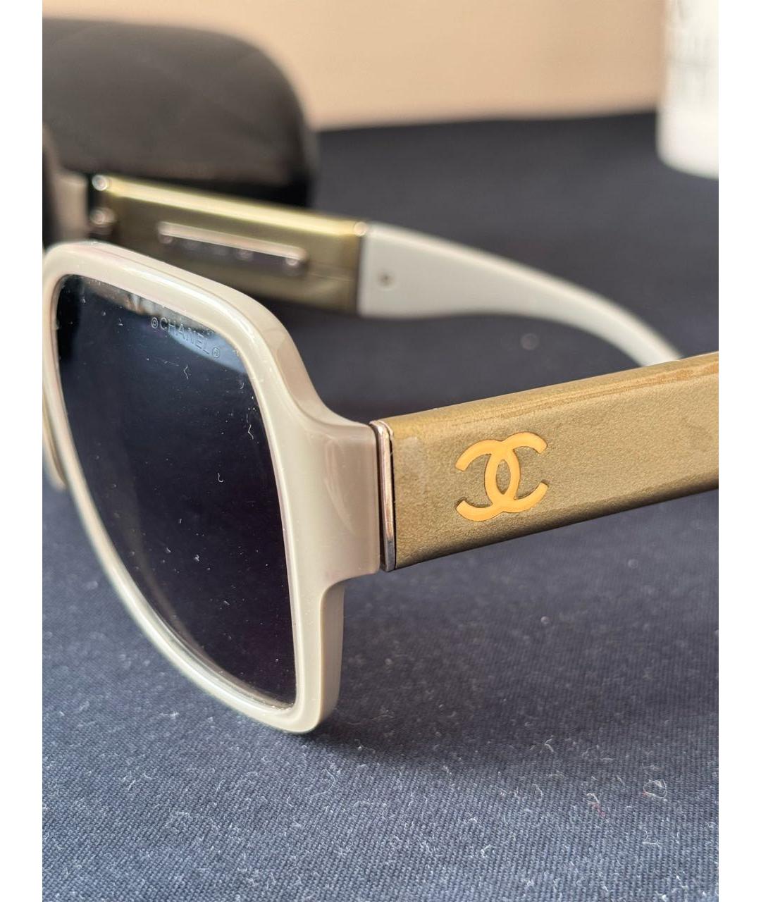 CHANEL Бежевые пластиковые солнцезащитные очки, фото 4