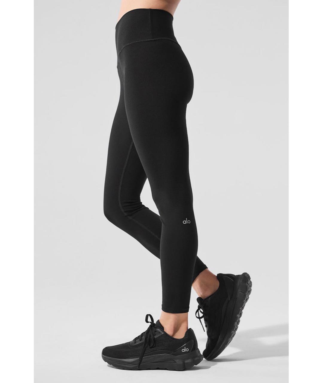 ALO YOGA Черные леггинсы и велосипедки, фото 7