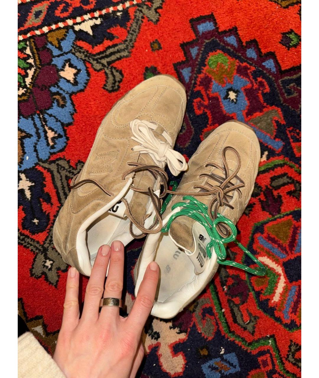 MIU MIU Бежевые кроссовки, фото 2