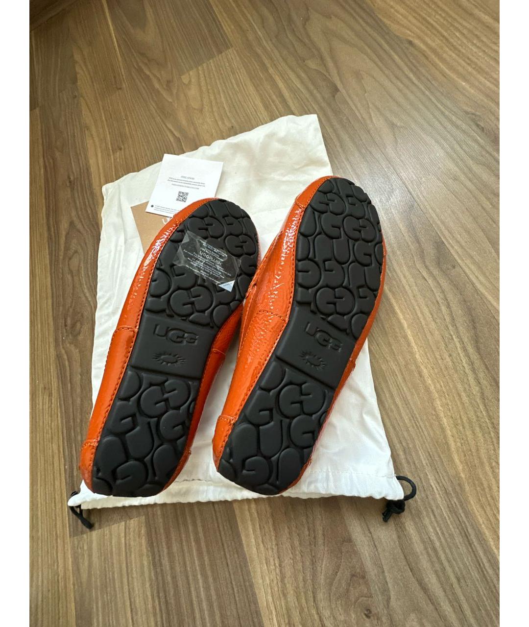 UGG AUSTRALIA Оранжевое мокасины из лакированной кожи, фото 4