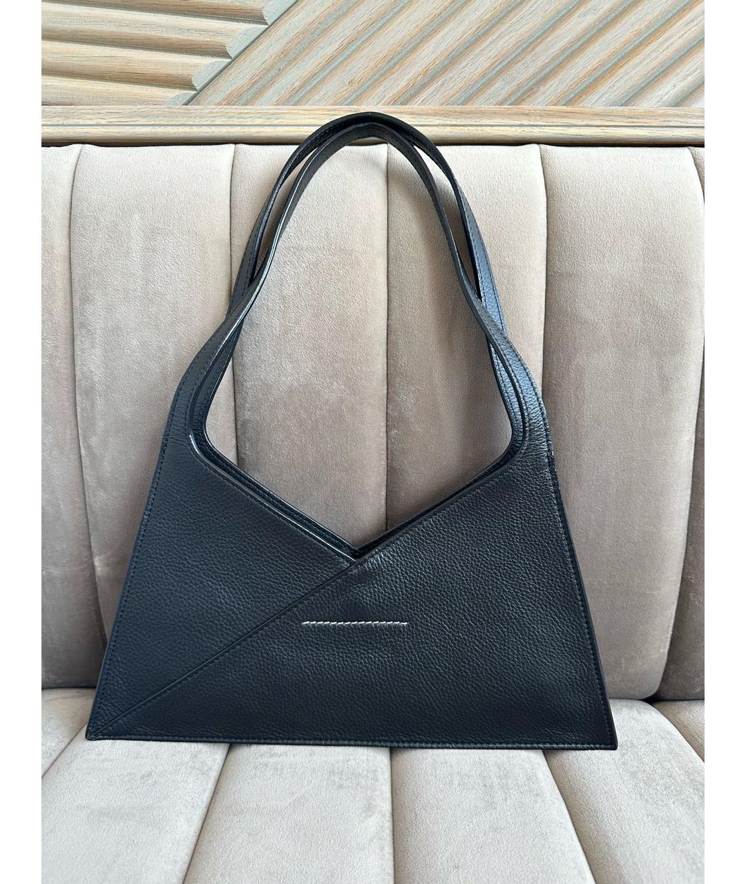 MM6 MAISON MARGIELA Черная кожаная сумка с короткими ручками, фото 5