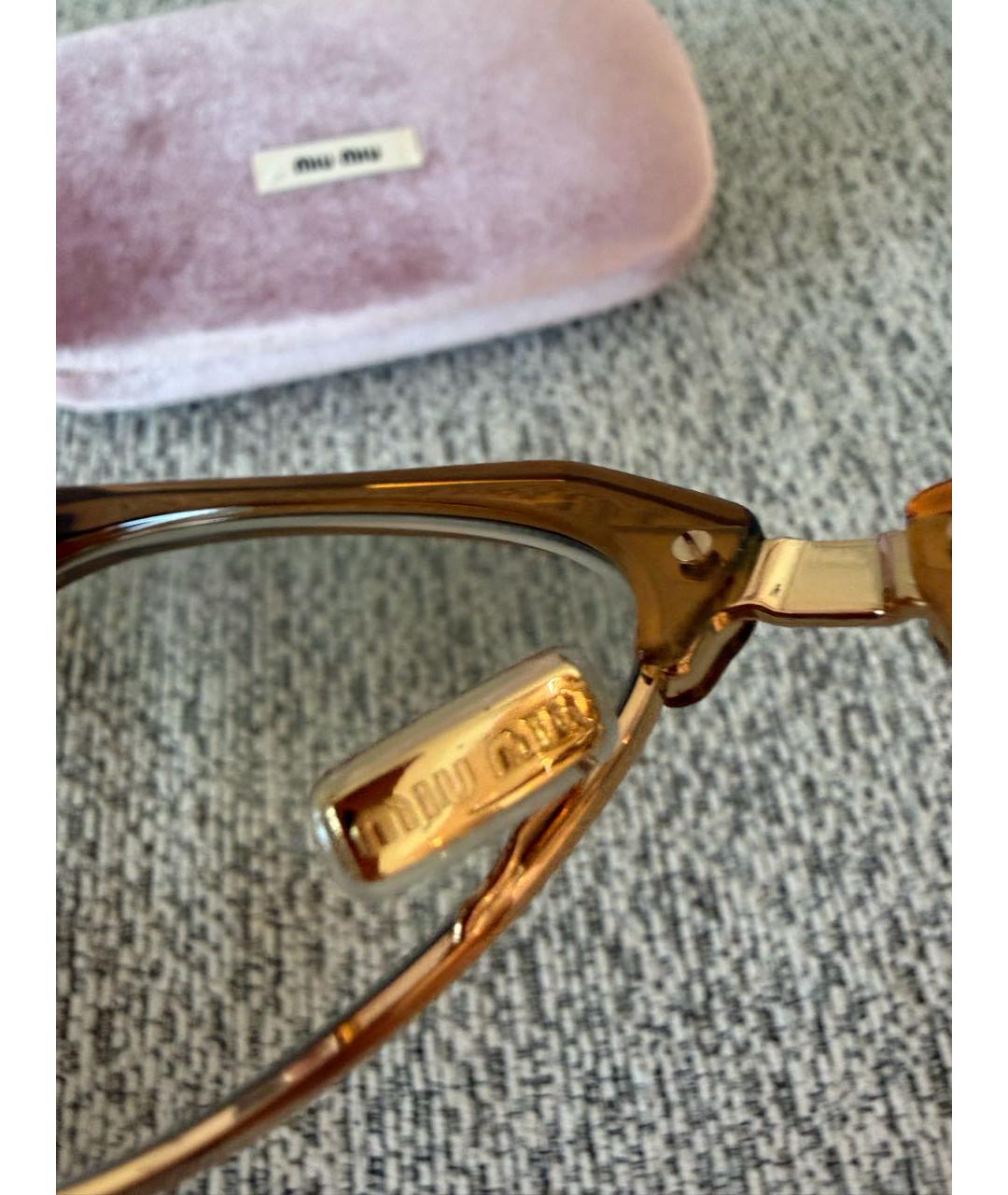 MIU MIU Коричневые пластиковые солнцезащитные очки, фото 3