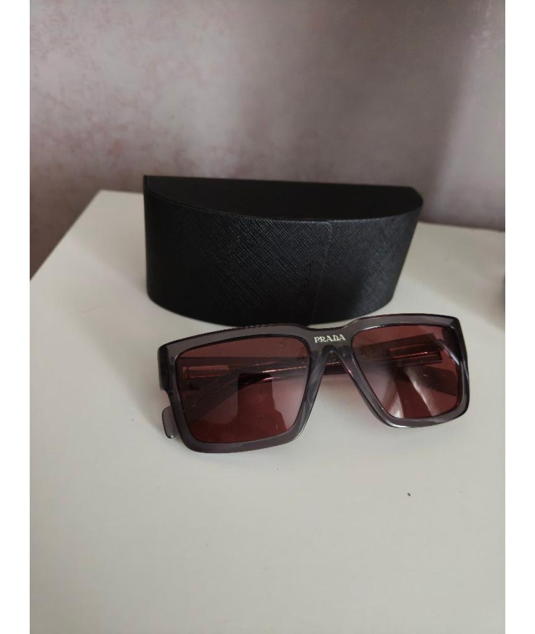 PRADA Серые пластиковые солнцезащитные очки, фото 6