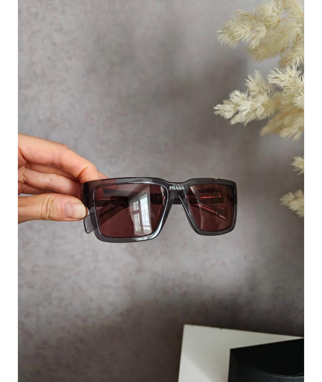 PRADA Серые пластиковые солнцезащитные очки, фото 5