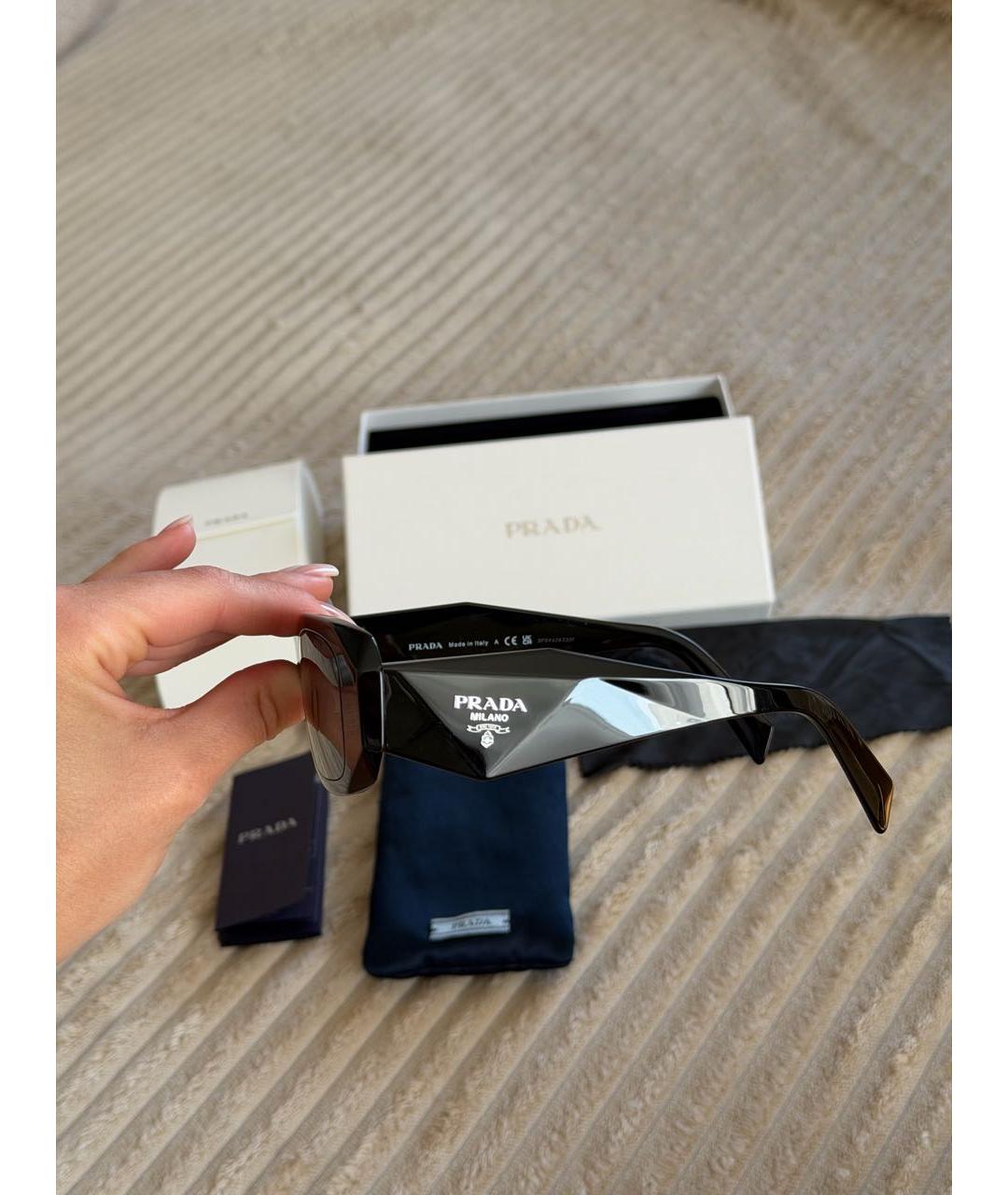 PRADA Черные солнцезащитные очки, фото 3