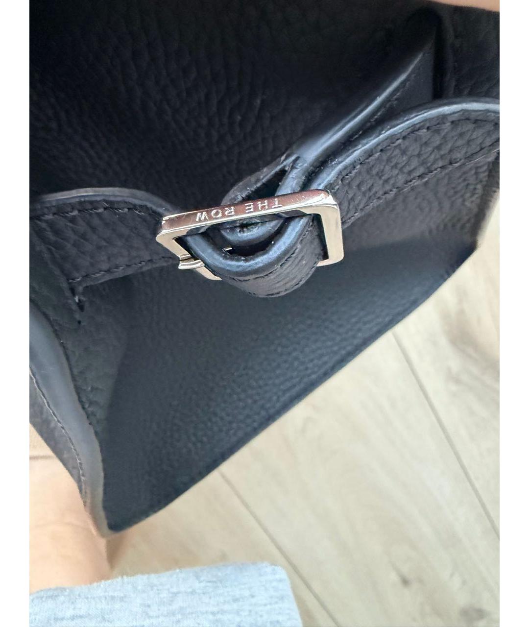 THE ROW Черная кожаная сумка с короткими ручками, фото 6
